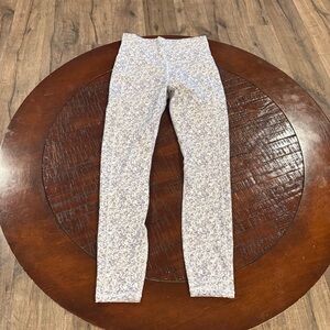 3583 Vuori Studio Pocket Legging in Salt Blurred Torrent Size Small